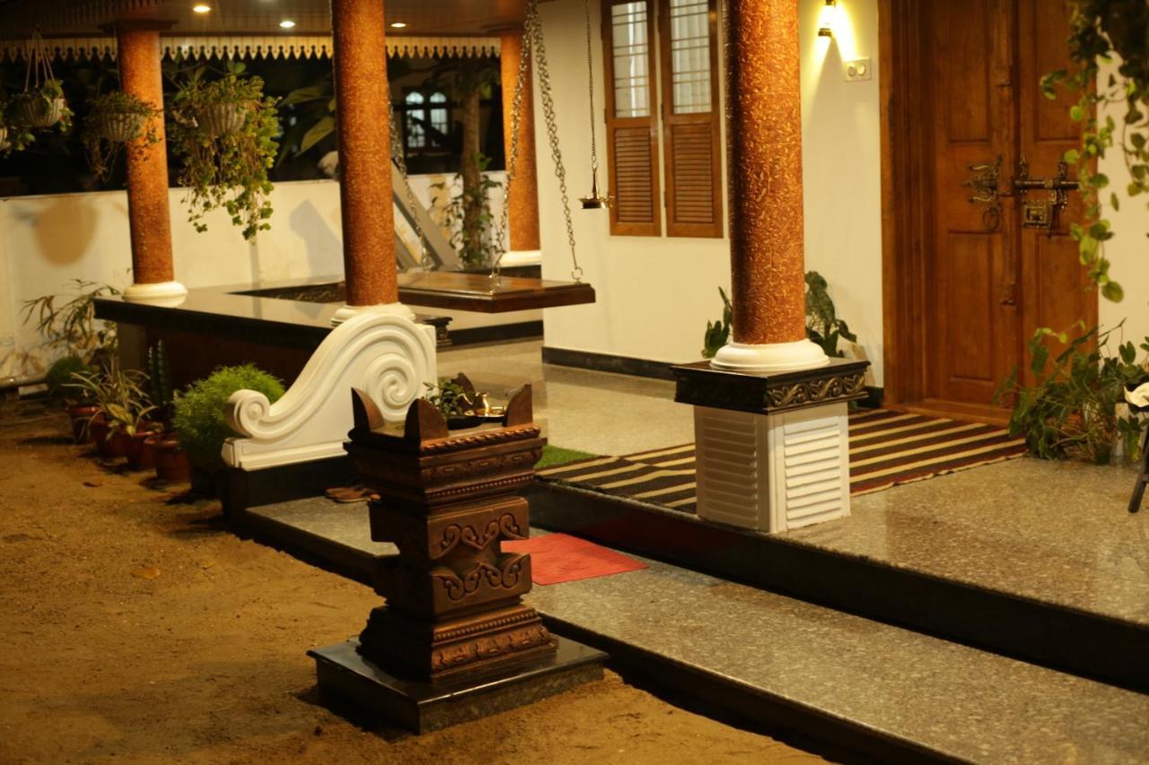 Mi Casa Tu Casa Homestay Kochi Kültér fotó