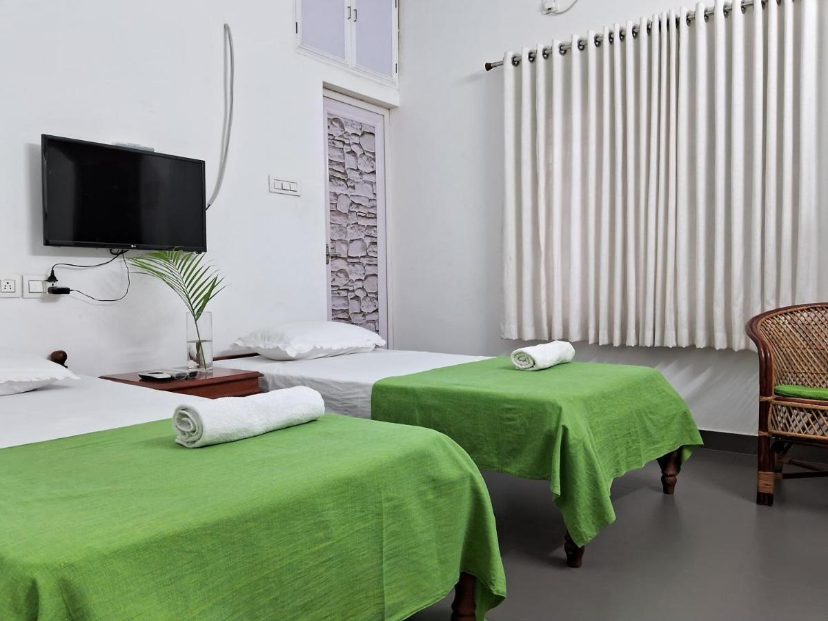 Mi Casa Tu Casa Homestay Kochi Kültér fotó