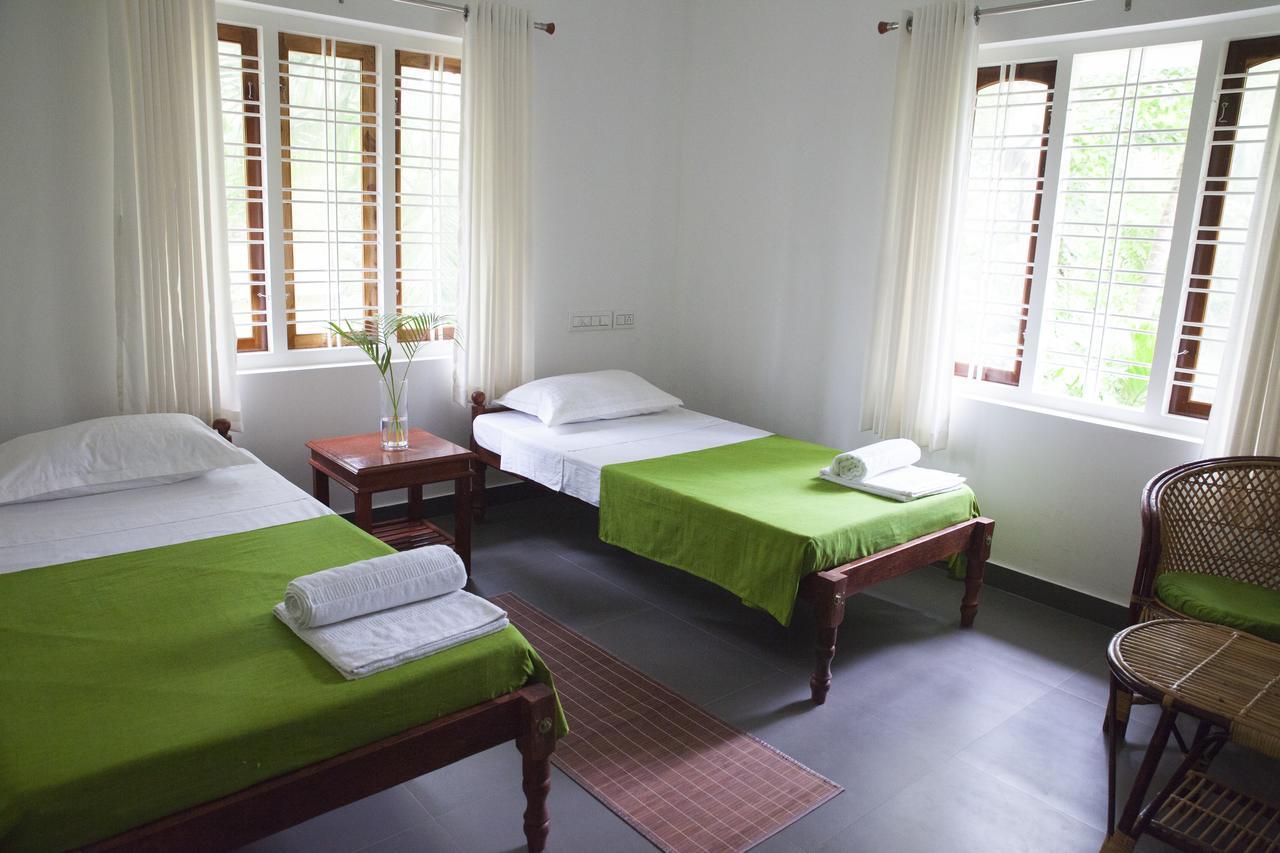 Mi Casa Tu Casa Homestay Kochi Kültér fotó