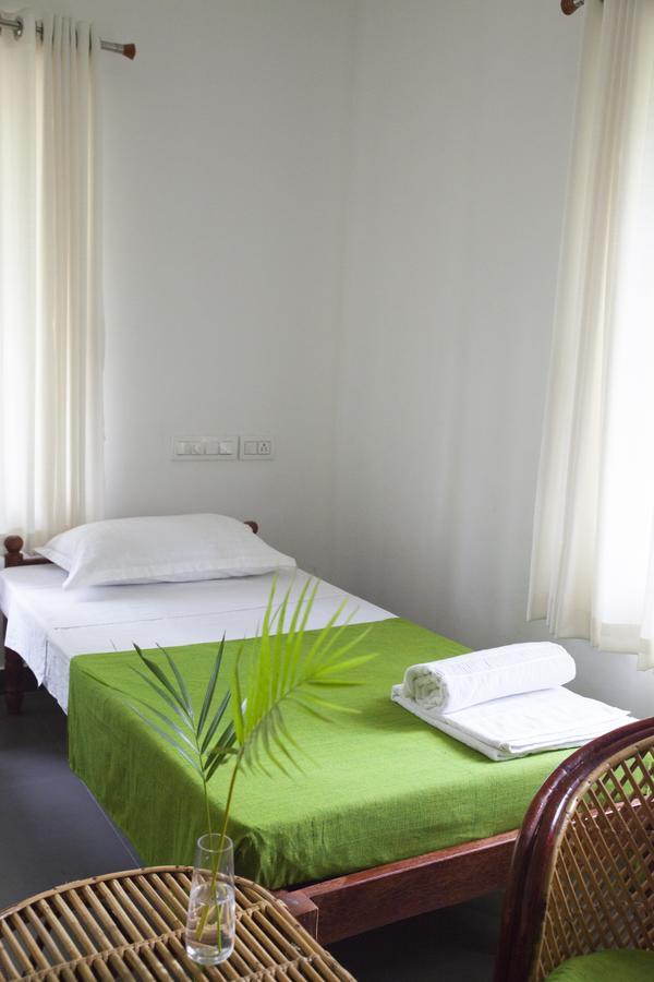 Mi Casa Tu Casa Homestay Kochi Kültér fotó